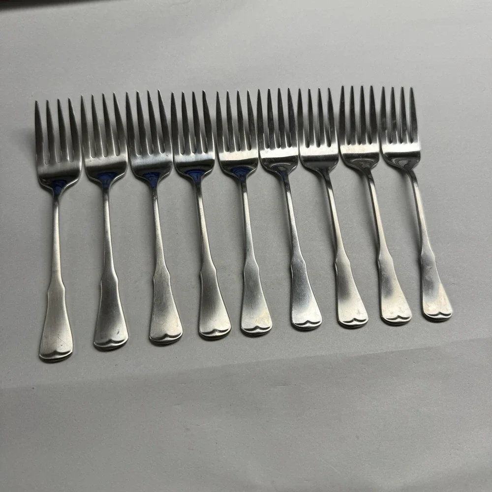 Vintage Oneida Community Stainless Patrick Henry 9 Salad Forks Flatware